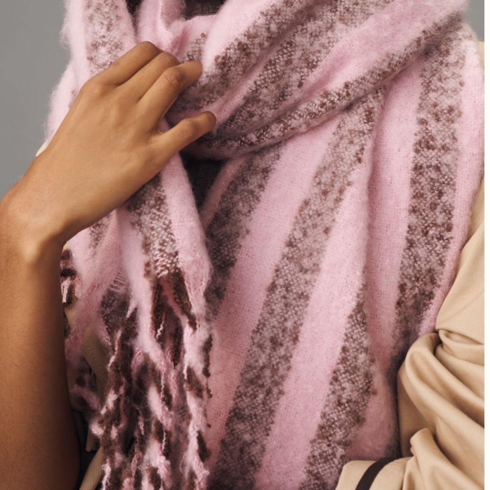 By Anthropologie Brushed Woven Scarf: Vertical
Stripe Edition PINK & BROWN - Picture 3 of 3